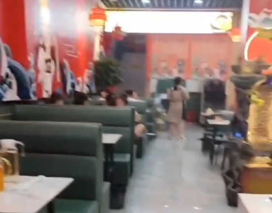 店内视频