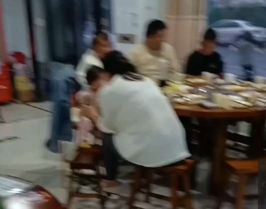 店内视频